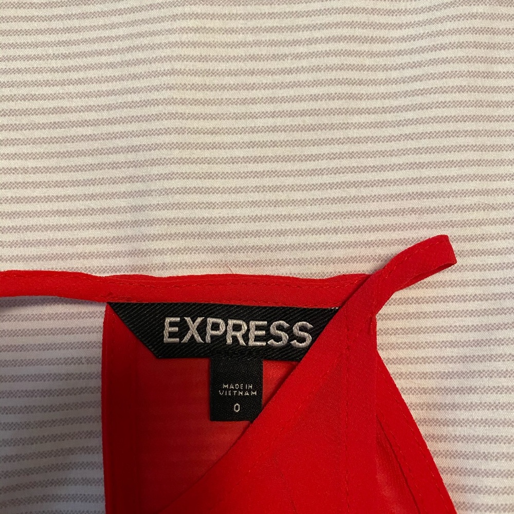 Dress - Picture 3 of 3